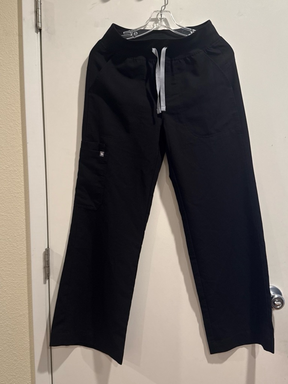 Figs Men's Black Drawstring Jogger Pants with Contrast White Drawcord